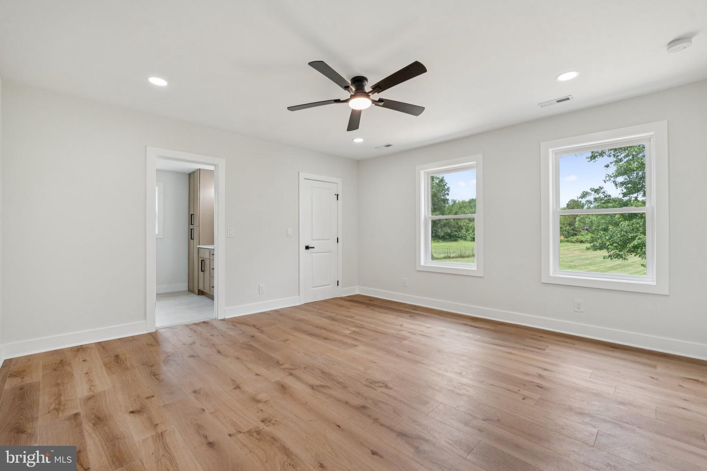 4509 CATLETT RD, MIDLAND, Virginia 22728, 5 Bedrooms Bedrooms, ,3 BathroomsBathrooms,Residential,For sale,4509 CATLETT RD,VAFQ2016870 MLS # VAFQ2016870