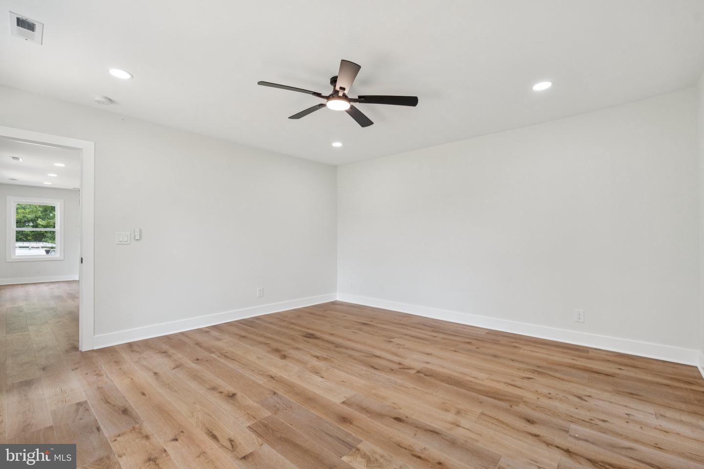 4509 CATLETT RD, MIDLAND, Virginia 22728, 5 Bedrooms Bedrooms, ,3 BathroomsBathrooms,Residential,For sale,4509 CATLETT RD,VAFQ2016870 MLS # VAFQ2016870