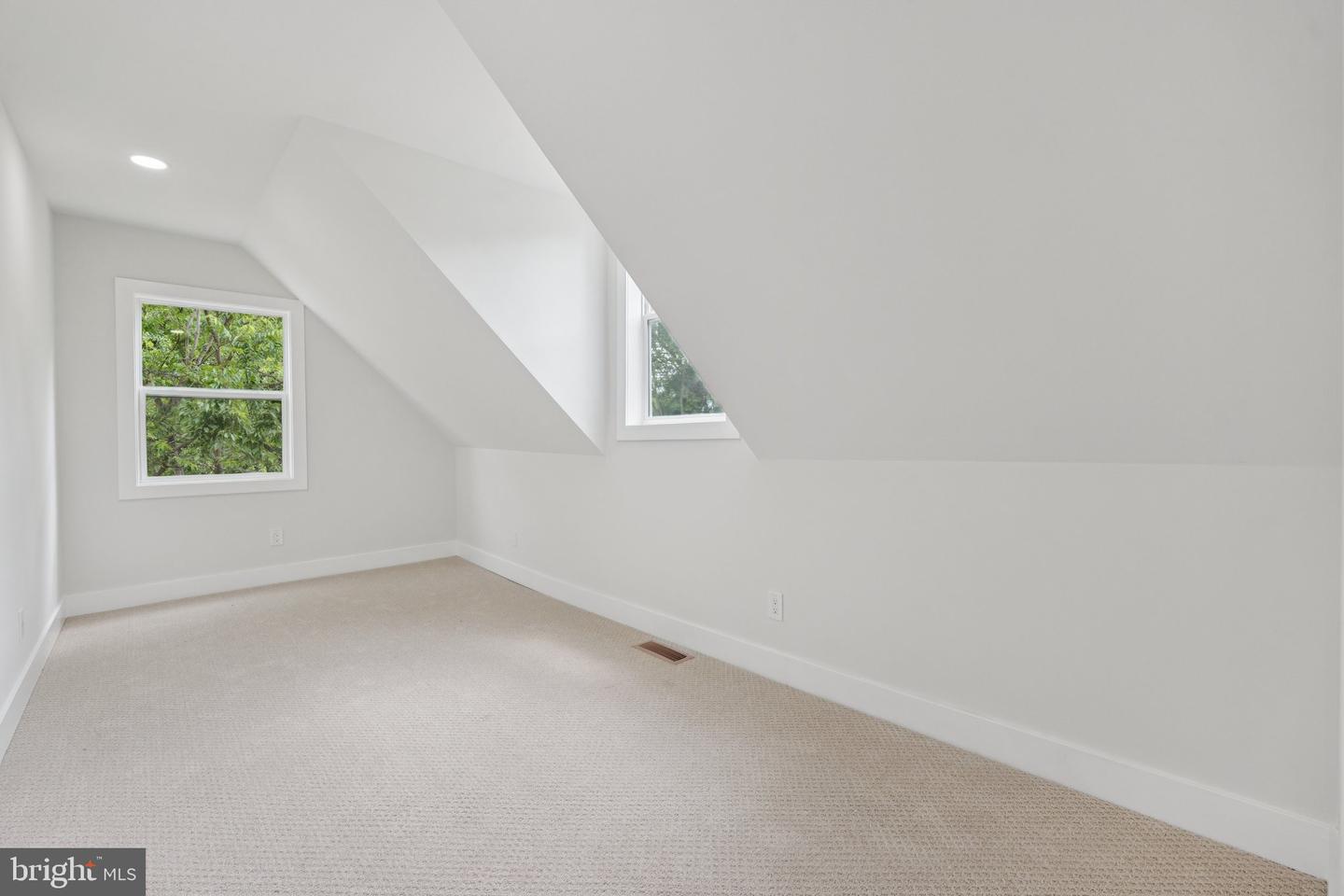 4509 CATLETT RD, MIDLAND, Virginia 22728, 5 Bedrooms Bedrooms, ,3 BathroomsBathrooms,Residential,For sale,4509 CATLETT RD,VAFQ2016870 MLS # VAFQ2016870