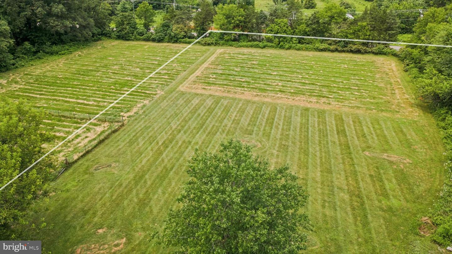 4509 CATLETT RD, MIDLAND, Virginia 22728, 5 Bedrooms Bedrooms, ,3 BathroomsBathrooms,Residential,For sale,4509 CATLETT RD,VAFQ2016870 MLS # VAFQ2016870