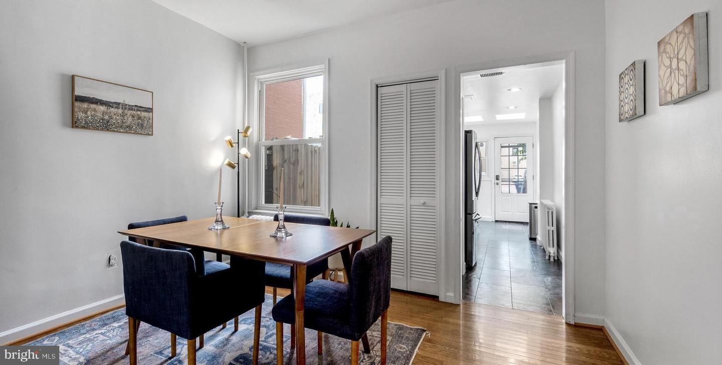 315 16TH ST SE, WASHINGTON, District Of Columbia 20003, 2 Bedrooms Bedrooms, ,2 BathroomsBathrooms,Residential,For sale,315 16TH ST SE,DCDC2204056 MLS # DCDC2204056