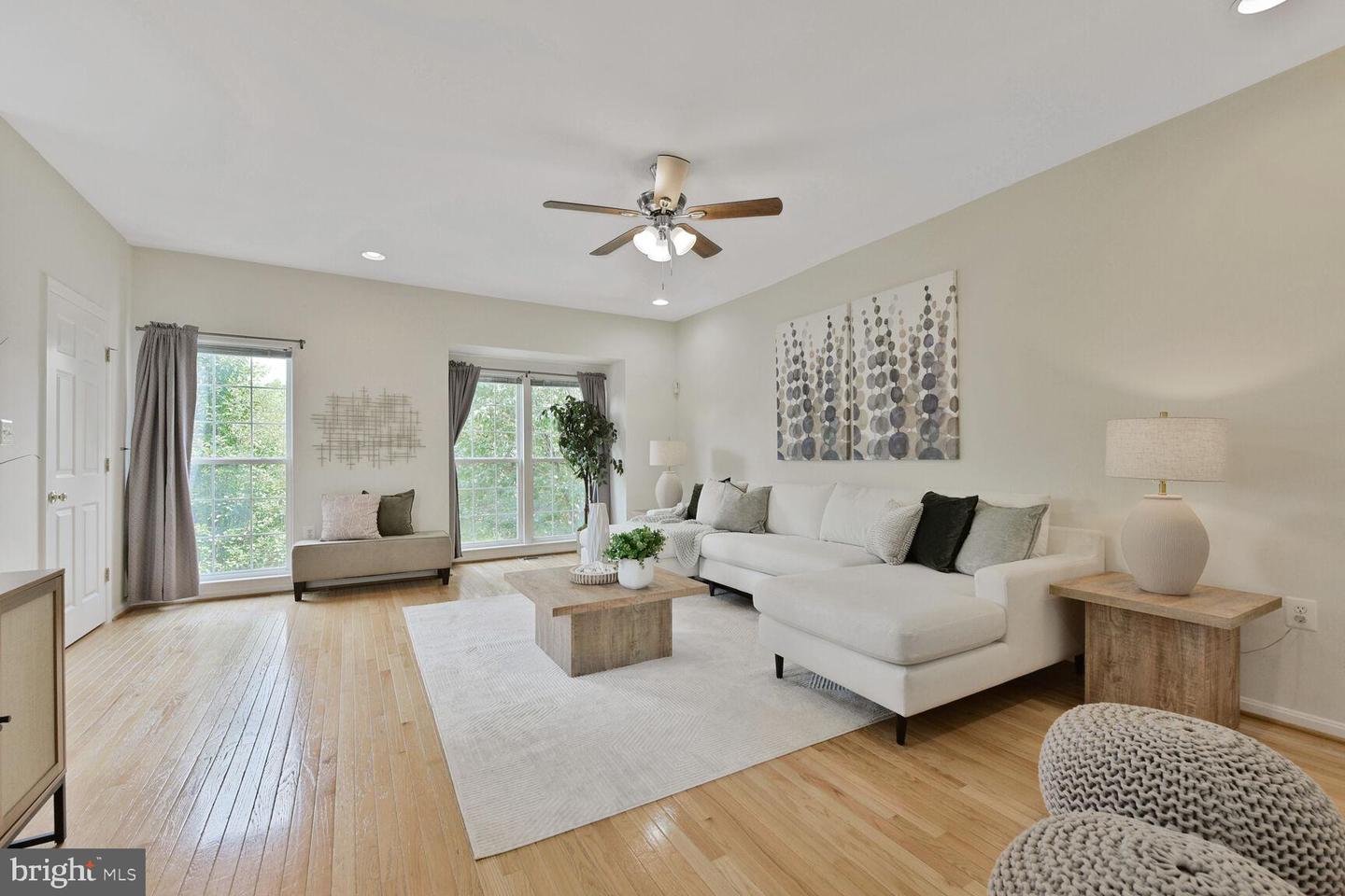 45571 TRESTLE TER, STERLING, Virginia 20166, 2 Bedrooms Bedrooms, ,2 BathroomsBathrooms,Residential,For sale,45571 TRESTLE TER,VALO2098772 MLS # VALO2098772