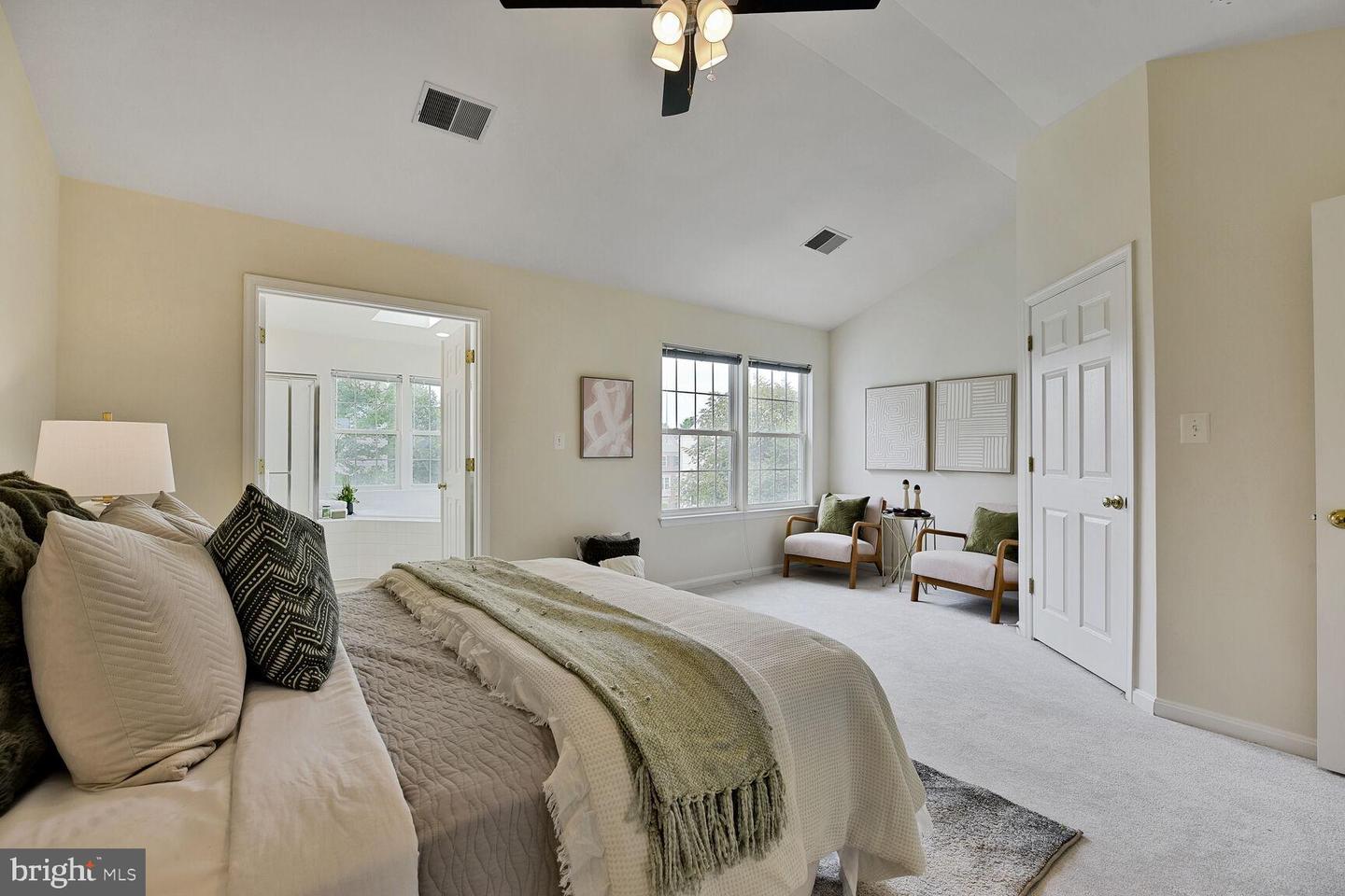 45571 TRESTLE TER, STERLING, Virginia 20166, 2 Bedrooms Bedrooms, ,2 BathroomsBathrooms,Residential,For sale,45571 TRESTLE TER,VALO2098772 MLS # VALO2098772