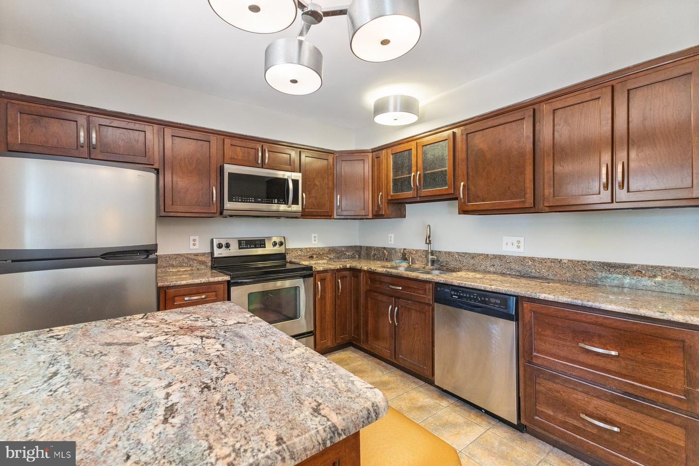5596 NEDDLETON AVE, WOODBRIDGE, Virginia 22193, 3 Bedrooms Bedrooms, ,2 BathroomsBathrooms,Residential,For sale,5596 NEDDLETON AVE,VAPW2097174 MLS # VAPW2097174