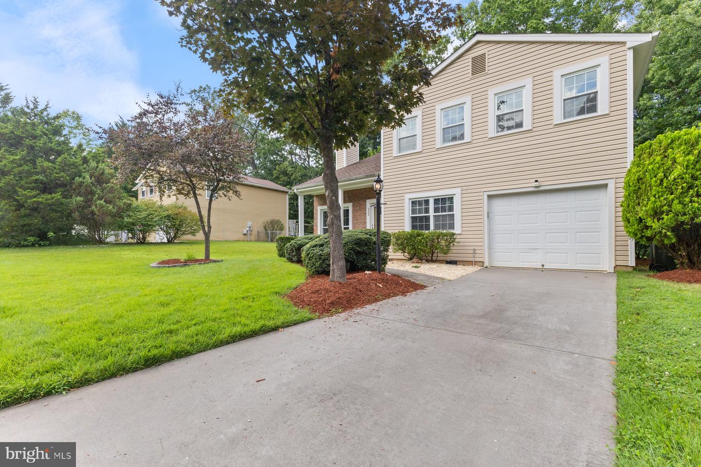 5596 NEDDLETON AVE, WOODBRIDGE, Virginia 22193, 3 Bedrooms Bedrooms, ,2 BathroomsBathrooms,Residential,For sale,5596 NEDDLETON AVE,VAPW2097174 MLS # VAPW2097174