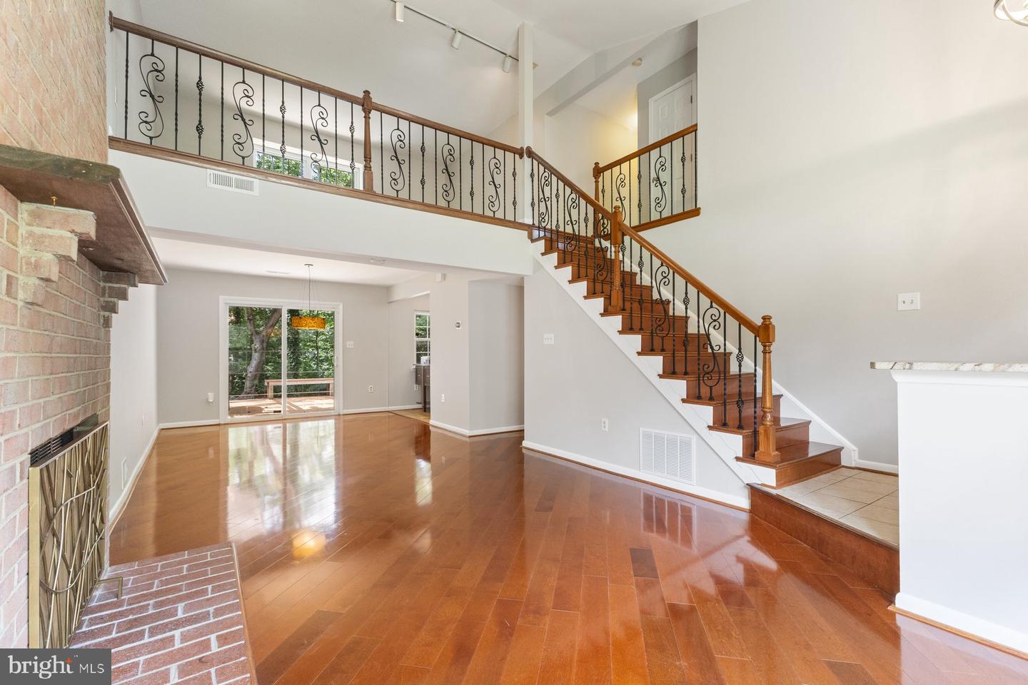 5596 NEDDLETON AVE, WOODBRIDGE, Virginia 22193, 3 Bedrooms Bedrooms, ,2 BathroomsBathrooms,Residential,For sale,5596 NEDDLETON AVE,VAPW2097174 MLS # VAPW2097174