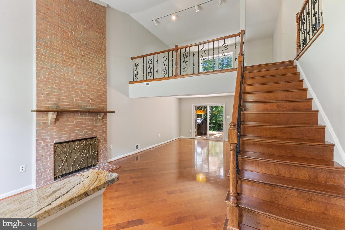 5596 NEDDLETON AVE, WOODBRIDGE, Virginia 22193, 3 Bedrooms Bedrooms, ,2 BathroomsBathrooms,Residential,For sale,5596 NEDDLETON AVE,VAPW2097174 MLS # VAPW2097174