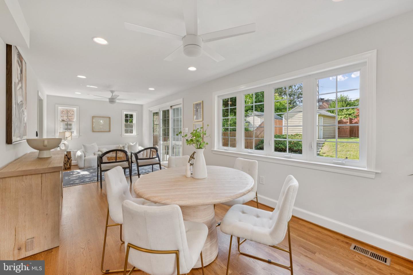 4413 BUTTERWORTH PL NW, WASHINGTON, District Of Columbia 20016, 4 Bedrooms Bedrooms, ,3 BathroomsBathrooms,Residential,For sale,4413 BUTTERWORTH PL NW,DCDC2206224 MLS # DCDC2206224