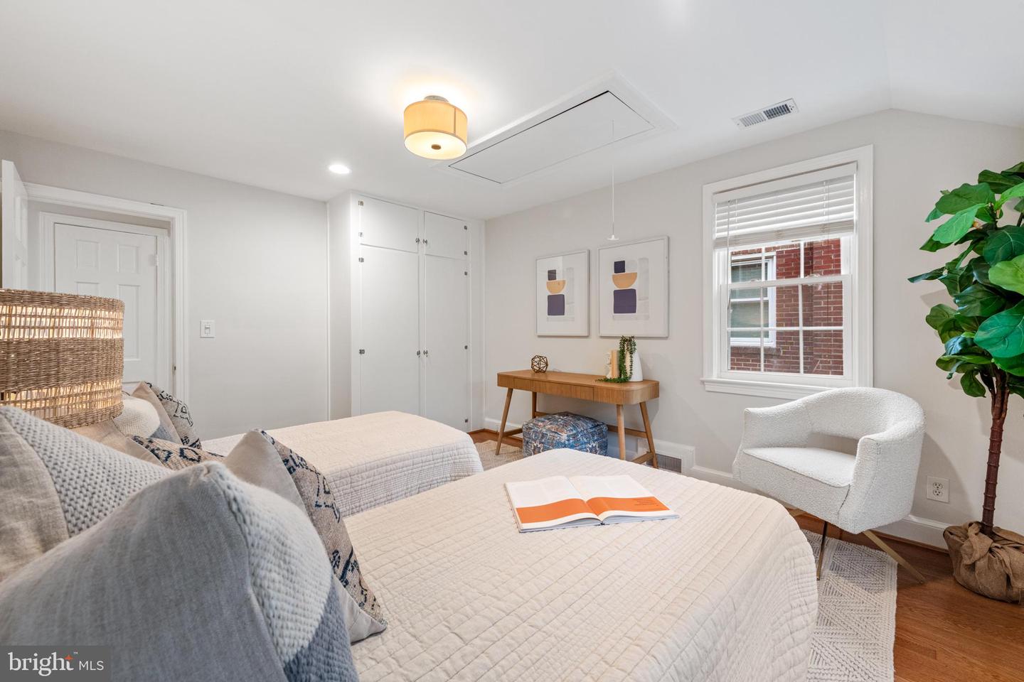 4413 BUTTERWORTH PL NW, WASHINGTON, District Of Columbia 20016, 4 Bedrooms Bedrooms, ,3 BathroomsBathrooms,Residential,For sale,4413 BUTTERWORTH PL NW,DCDC2206224 MLS # DCDC2206224