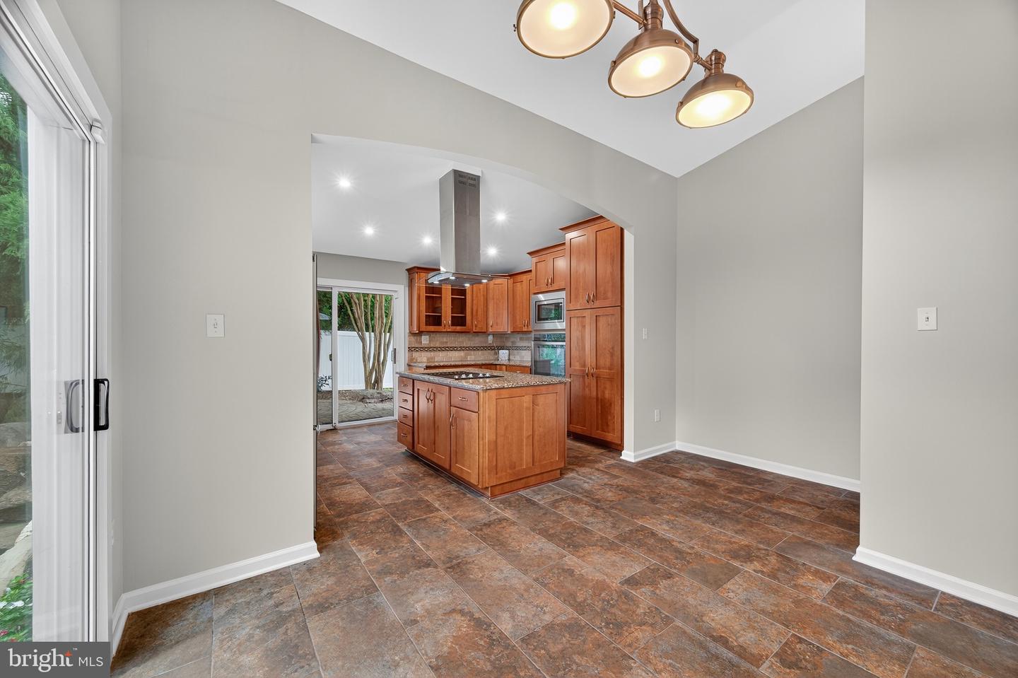 137 S FOX RD, STERLING, Virginia 20164, 3 Bedrooms Bedrooms, ,2 BathroomsBathrooms,Residential,For sale,137 S FOX RD,VALO2100212 MLS # VALO2100212