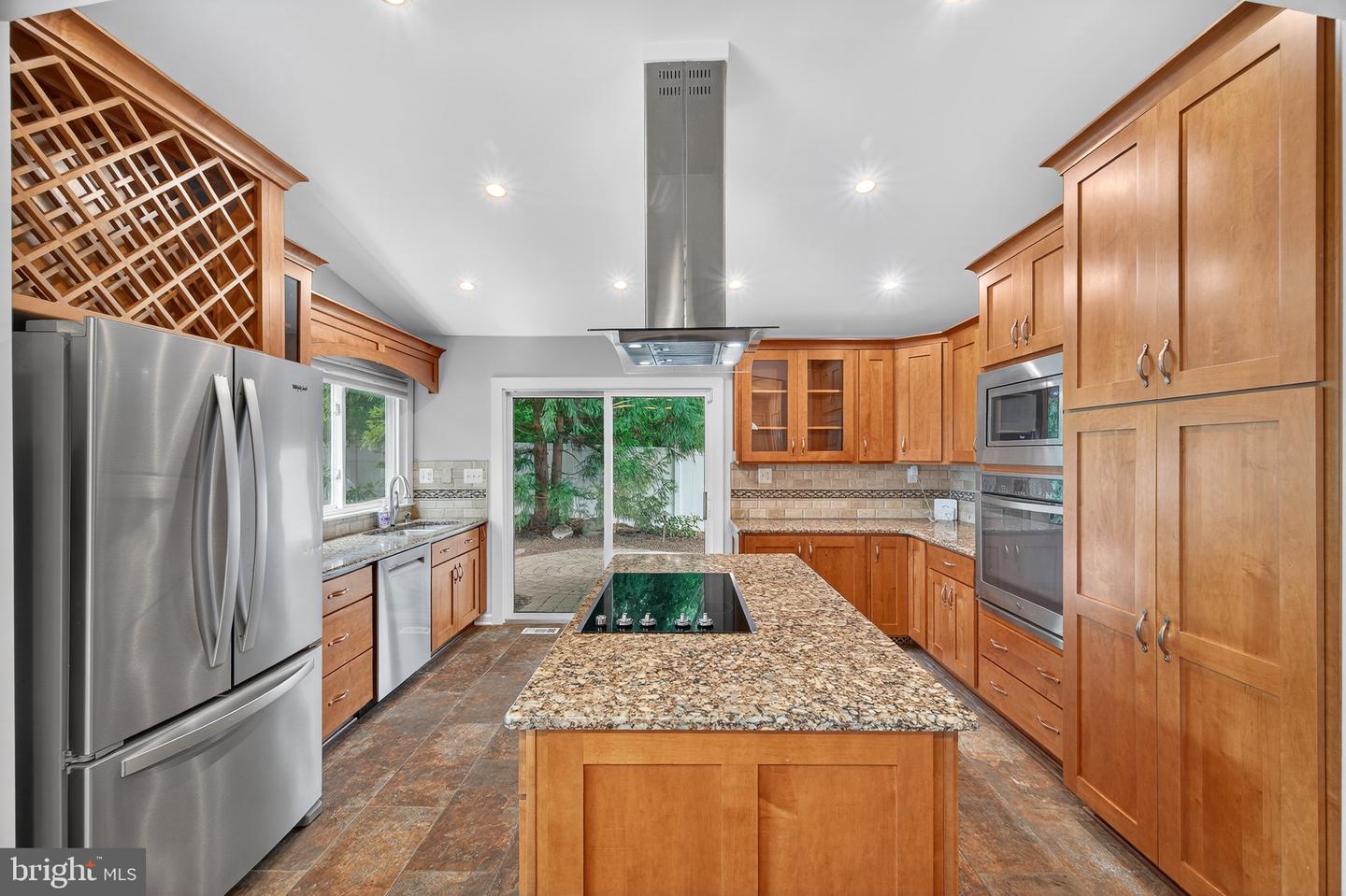 137 S FOX RD, STERLING, Virginia 20164, 3 Bedrooms Bedrooms, ,2 BathroomsBathrooms,Residential,For sale,137 S FOX RD,VALO2100212 MLS # VALO2100212