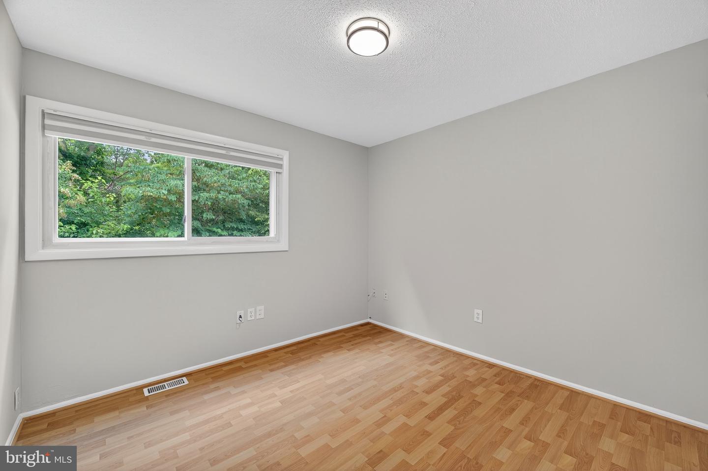 137 S FOX RD, STERLING, Virginia 20164, 3 Bedrooms Bedrooms, ,2 BathroomsBathrooms,Residential,For sale,137 S FOX RD,VALO2100212 MLS # VALO2100212