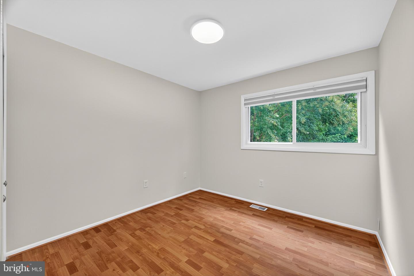 137 S FOX RD, STERLING, Virginia 20164, 3 Bedrooms Bedrooms, ,2 BathroomsBathrooms,Residential,For sale,137 S FOX RD,VALO2100212 MLS # VALO2100212