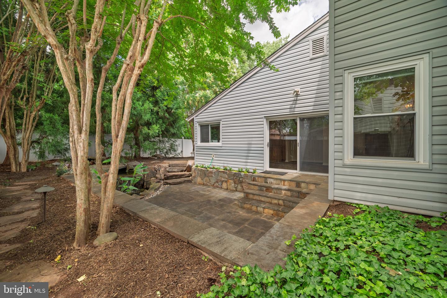 137 S FOX RD, STERLING, Virginia 20164, 3 Bedrooms Bedrooms, ,2 BathroomsBathrooms,Residential,For sale,137 S FOX RD,VALO2100212 MLS # VALO2100212