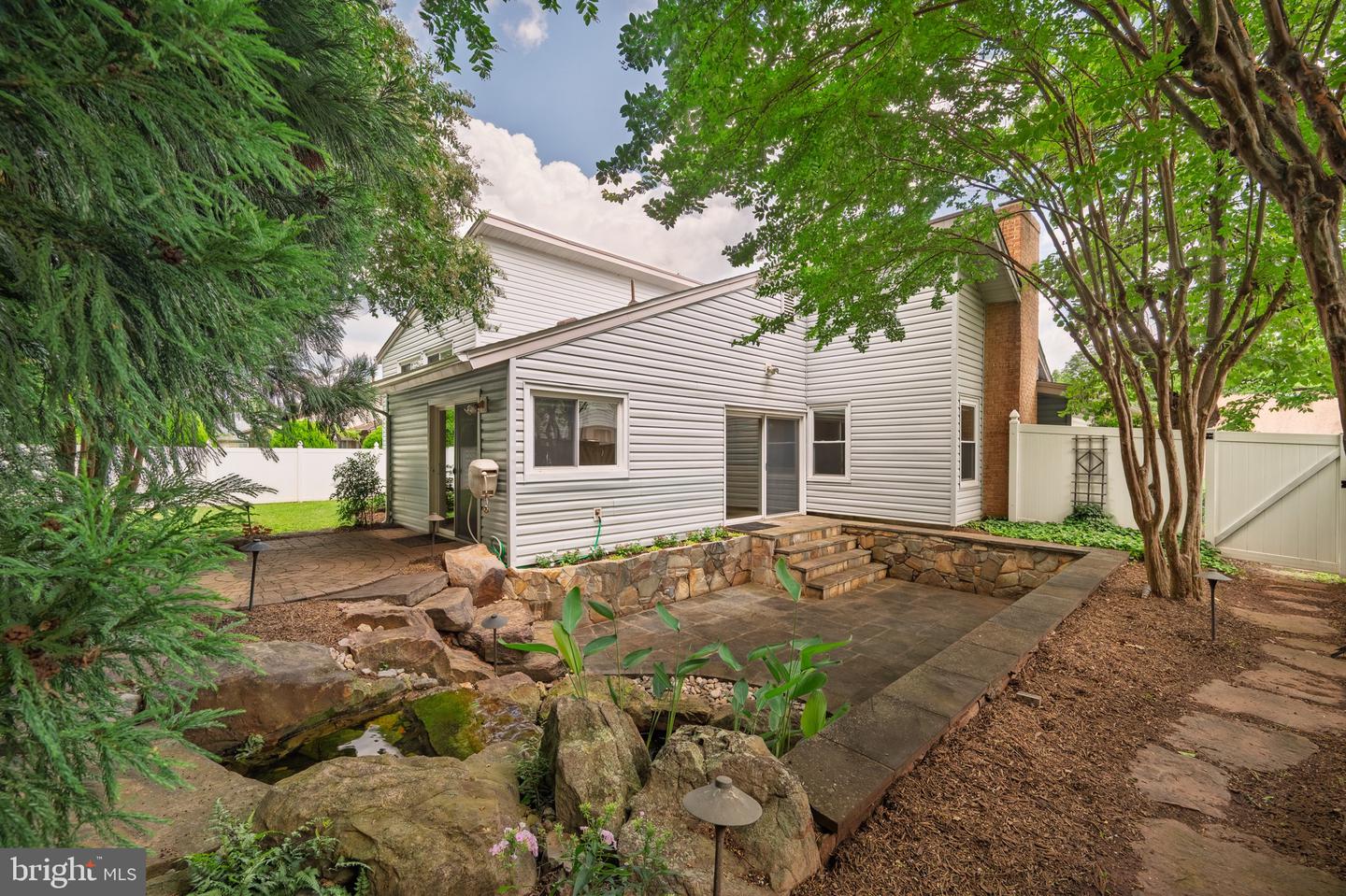 137 S FOX RD, STERLING, Virginia 20164, 3 Bedrooms Bedrooms, ,2 BathroomsBathrooms,Residential,For sale,137 S FOX RD,VALO2100212 MLS # VALO2100212