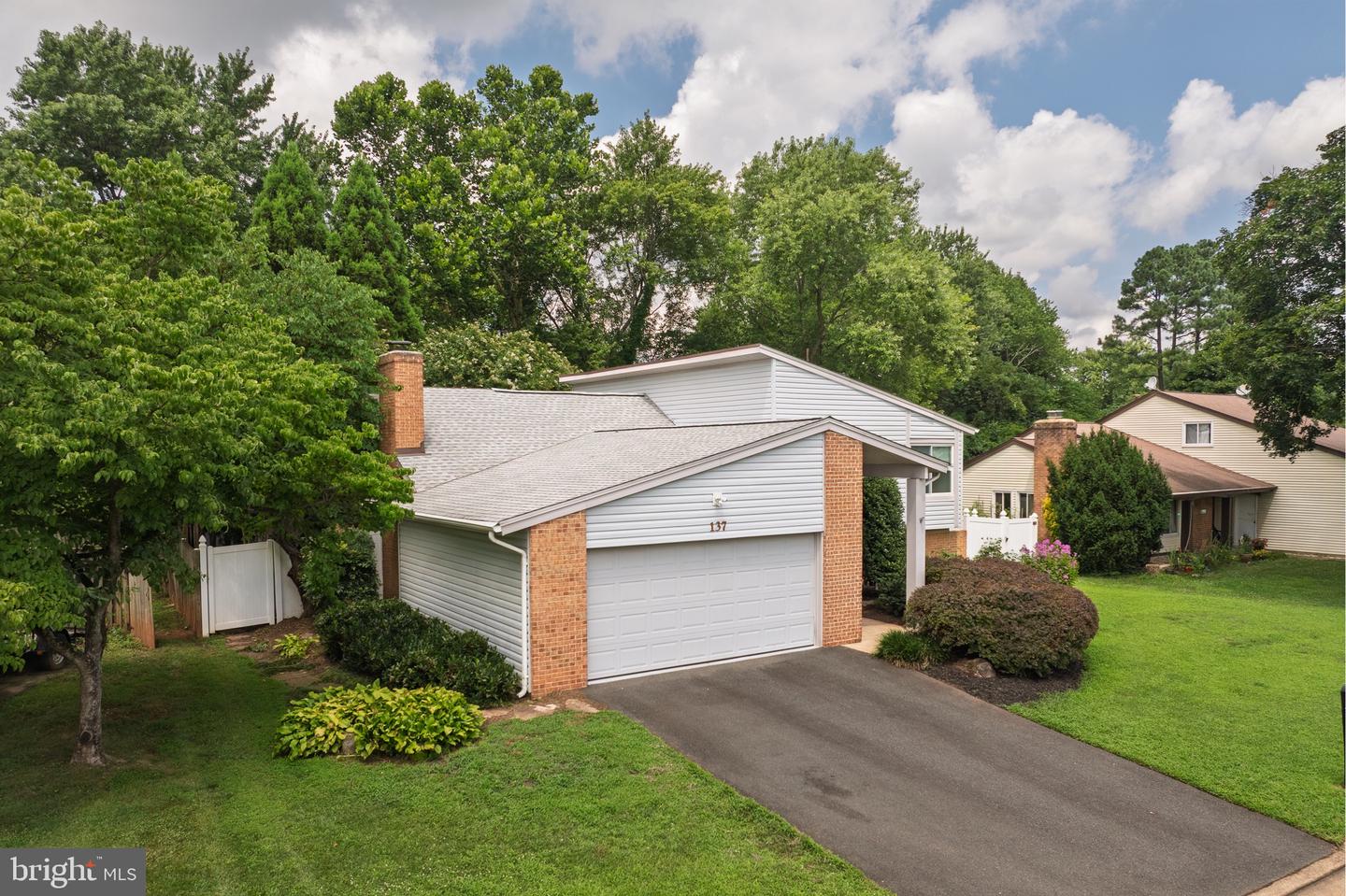 137 S FOX RD, STERLING, Virginia 20164, 3 Bedrooms Bedrooms, ,2 BathroomsBathrooms,Residential,For sale,137 S FOX RD,VALO2100212 MLS # VALO2100212