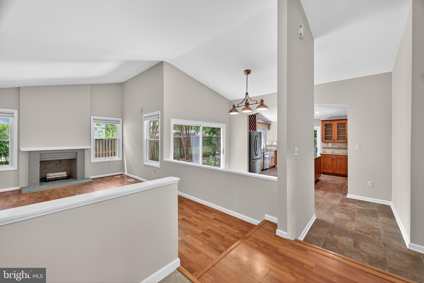 137 S FOX RD, STERLING, Virginia 20164, 3 Bedrooms Bedrooms, ,2 BathroomsBathrooms,Residential,For sale,137 S FOX RD,VALO2100212 MLS # VALO2100212