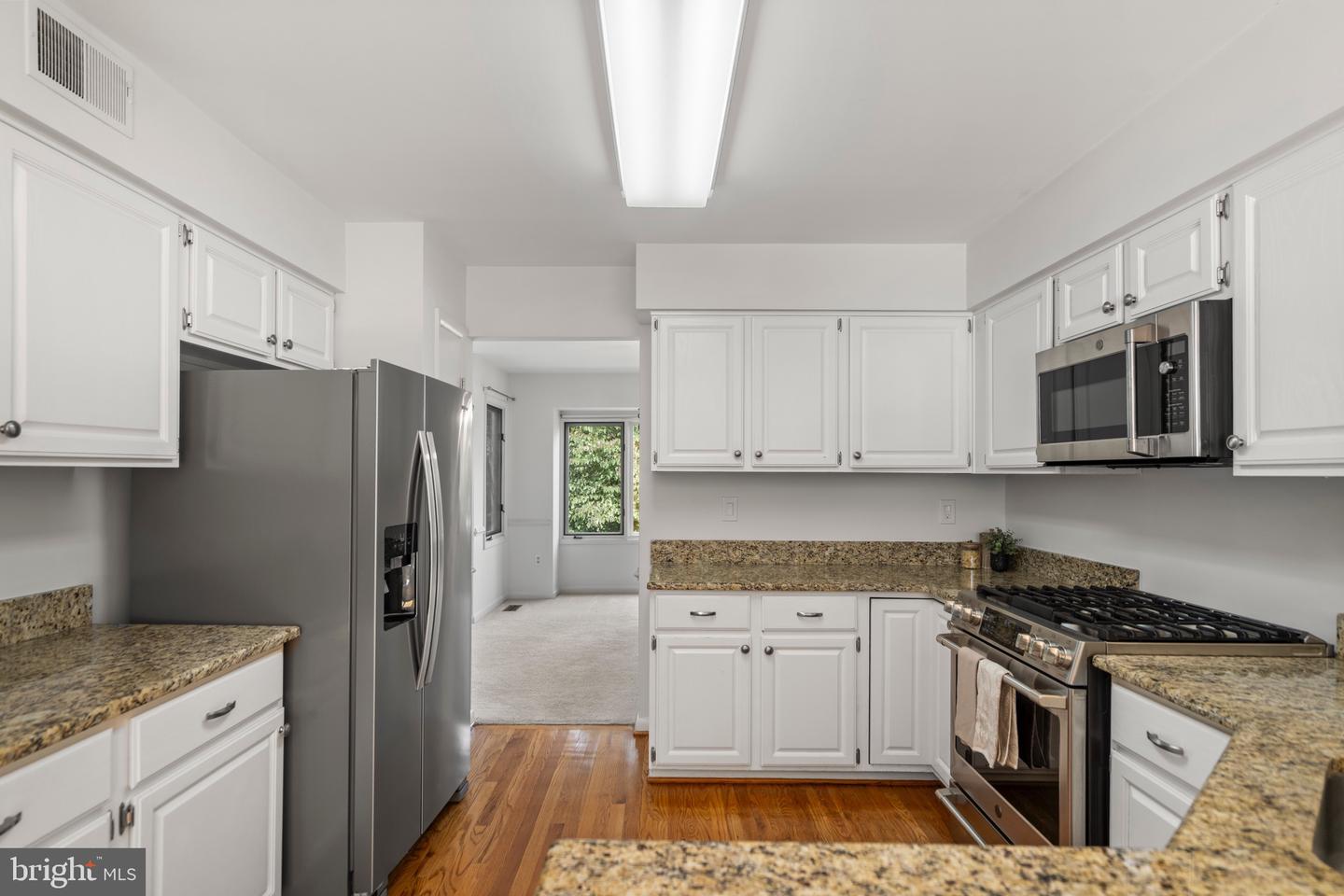 1281 WEDGEWOOD MANOR WAY, RESTON, Virginia 20194, 3 Bedrooms Bedrooms, ,3 BathroomsBathrooms,Residential,For sale,1281 WEDGEWOOD MANOR WAY,VAFX2249478 MLS # VAFX2249478