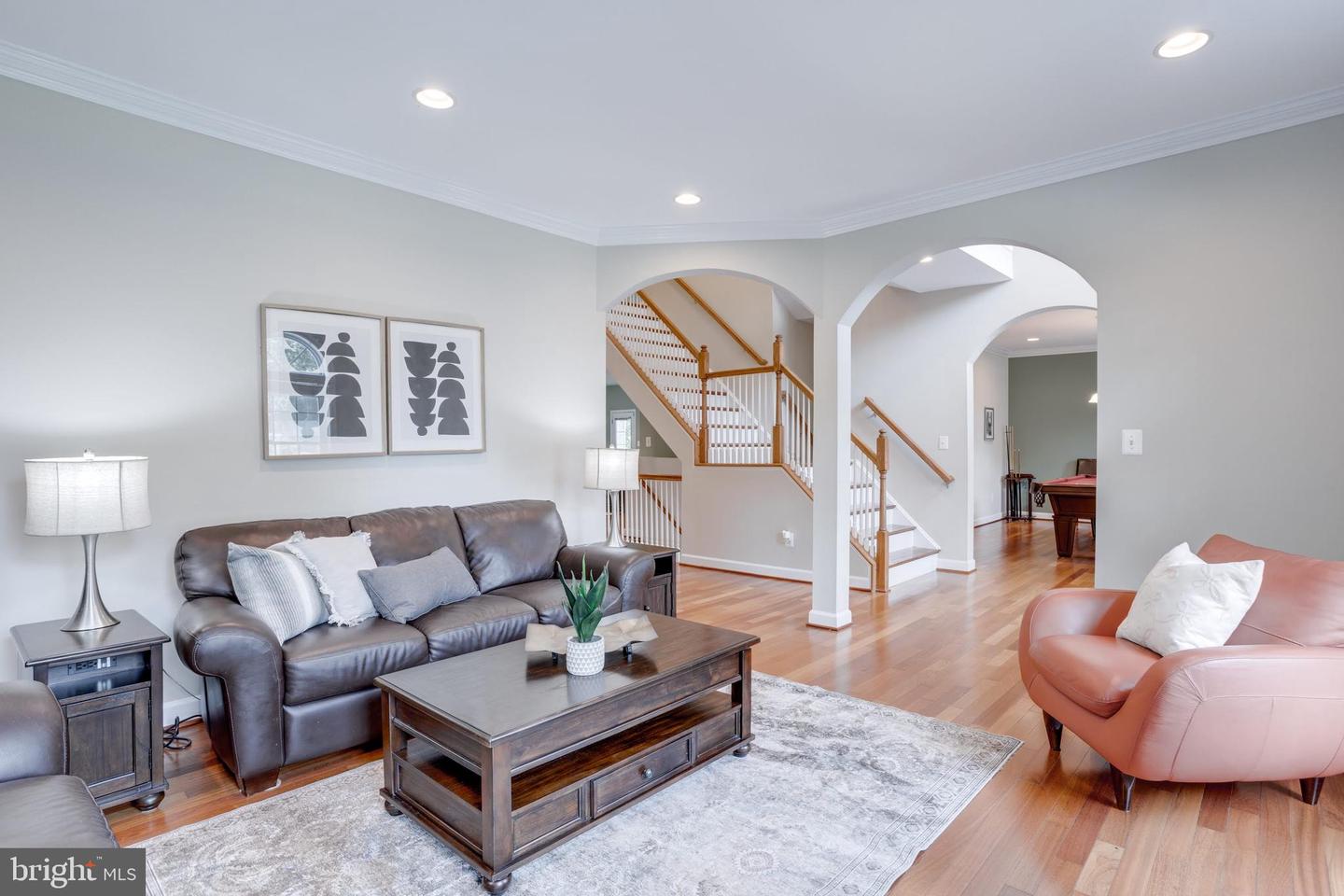 5519 HINTON ST, SPRINGFIELD, Virginia 22151, 7 Bedrooms Bedrooms, ,5 BathroomsBathrooms,Residential,For sale,5519 HINTON ST,VAFX2252494 MLS # VAFX2252494