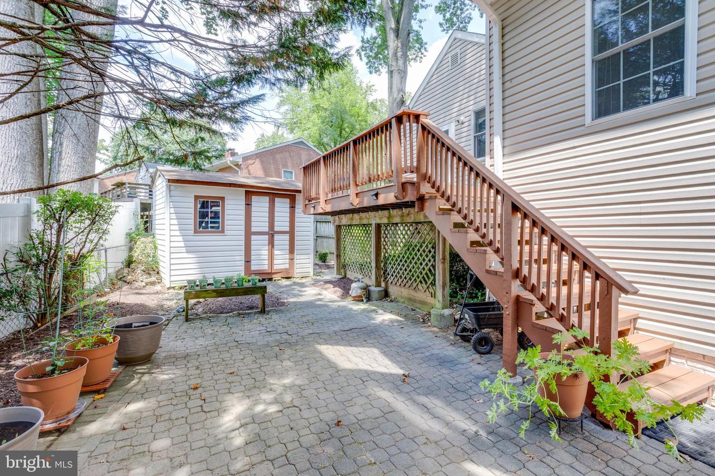 5519 HINTON ST, SPRINGFIELD, Virginia 22151, 7 Bedrooms Bedrooms, ,5 BathroomsBathrooms,Residential,For sale,5519 HINTON ST,VAFX2252494 MLS # VAFX2252494