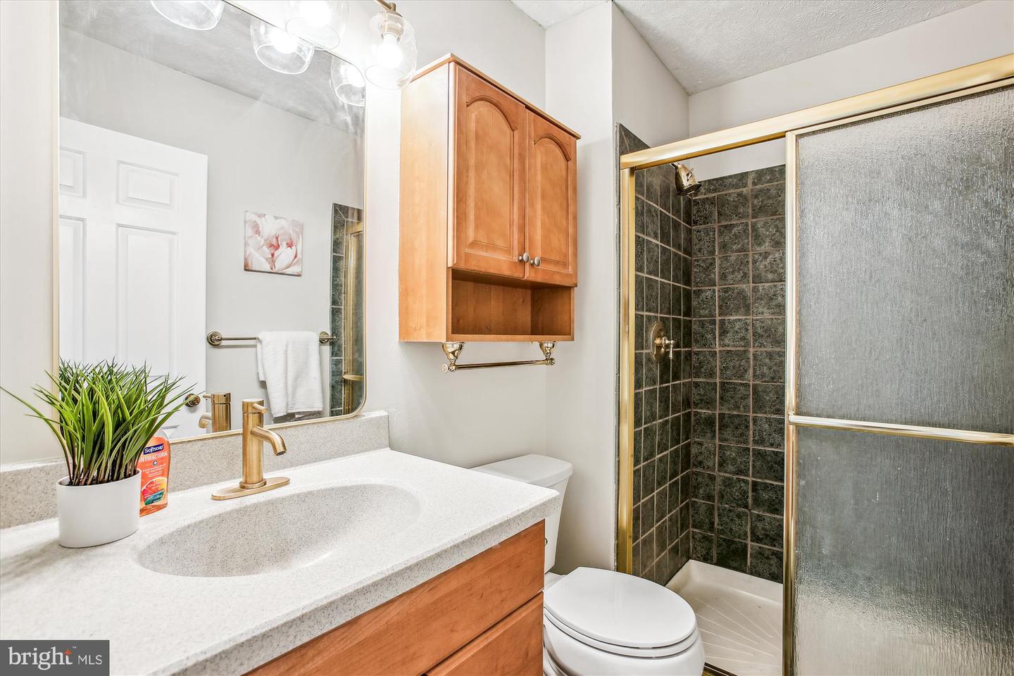 16082 DEER PARK DR, DUMFRIES, Virginia 22025, 4 Bedrooms Bedrooms, ,2 BathroomsBathrooms,Residential,For sale,16082 DEER PARK DR,VAPW2098536 MLS # VAPW2098536