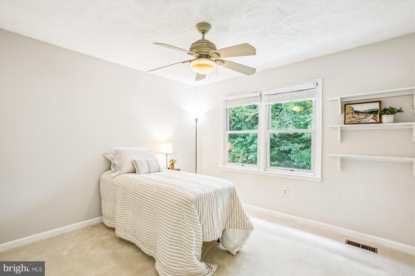 16082 DEER PARK DR, DUMFRIES, Virginia 22025, 4 Bedrooms Bedrooms, ,2 BathroomsBathrooms,Residential,For sale,16082 DEER PARK DR,VAPW2098536 MLS # VAPW2098536