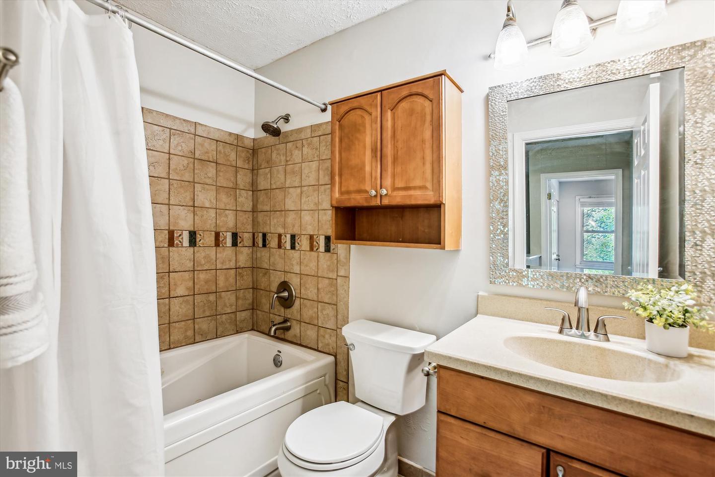 16082 DEER PARK DR, DUMFRIES, Virginia 22025, 4 Bedrooms Bedrooms, ,2 BathroomsBathrooms,Residential,For sale,16082 DEER PARK DR,VAPW2098536 MLS # VAPW2098536