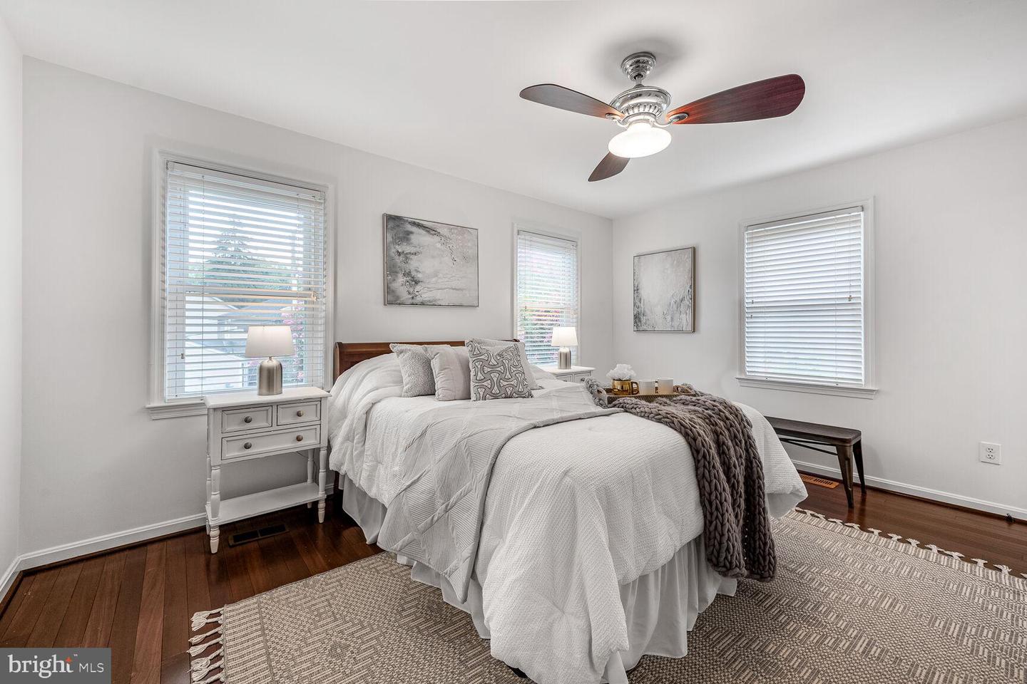 5019 10TH ST N, ARLINGTON, Virginia 22205, 4 Bedrooms Bedrooms, ,3 BathroomsBathrooms,Residential,For sale,5019 10TH ST N,VAAR2060342 MLS # VAAR2060342