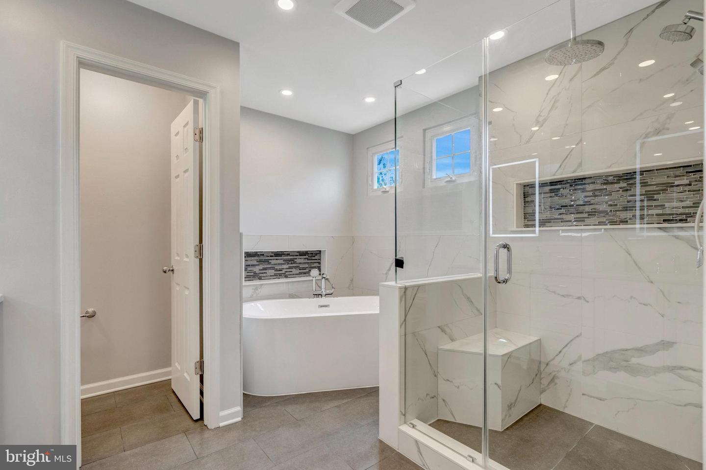 21625 LIVERPOOL ST, ASHBURN, Virginia 20147, 4 Bedrooms Bedrooms, ,3 BathroomsBathrooms,Residential,For sale,21625 LIVERPOOL ST,VALO2101428 MLS # VALO2101428