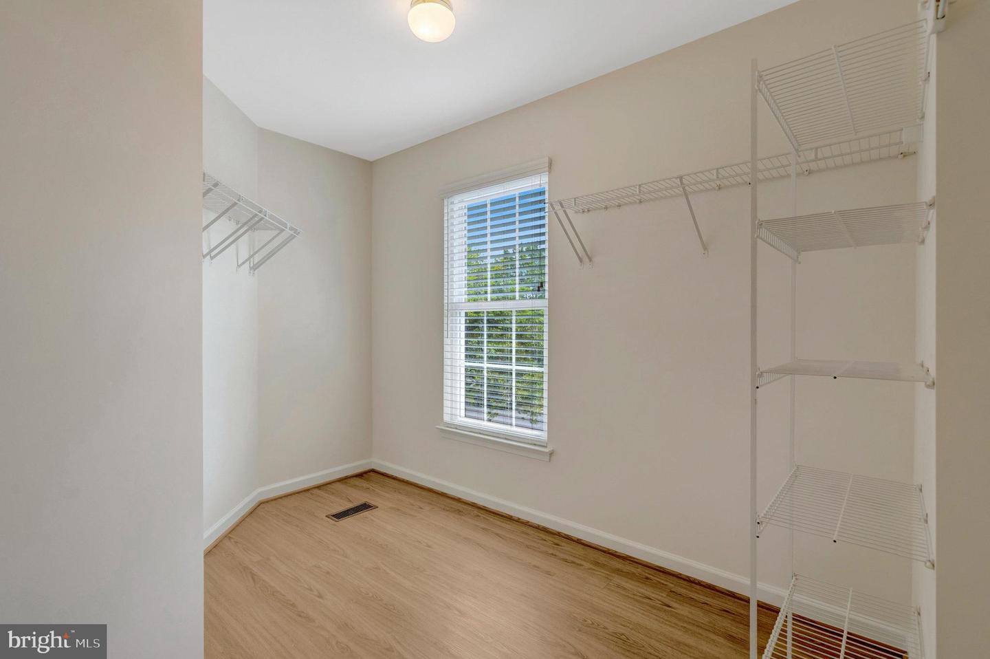 21625 LIVERPOOL ST, ASHBURN, Virginia 20147, 4 Bedrooms Bedrooms, ,3 BathroomsBathrooms,Residential,For sale,21625 LIVERPOOL ST,VALO2101428 MLS # VALO2101428