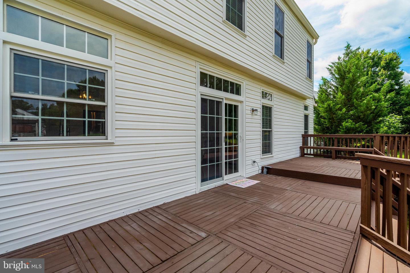 21625 LIVERPOOL ST, ASHBURN, Virginia 20147, 4 Bedrooms Bedrooms, ,3 BathroomsBathrooms,Residential,For sale,21625 LIVERPOOL ST,VALO2101428 MLS # VALO2101428