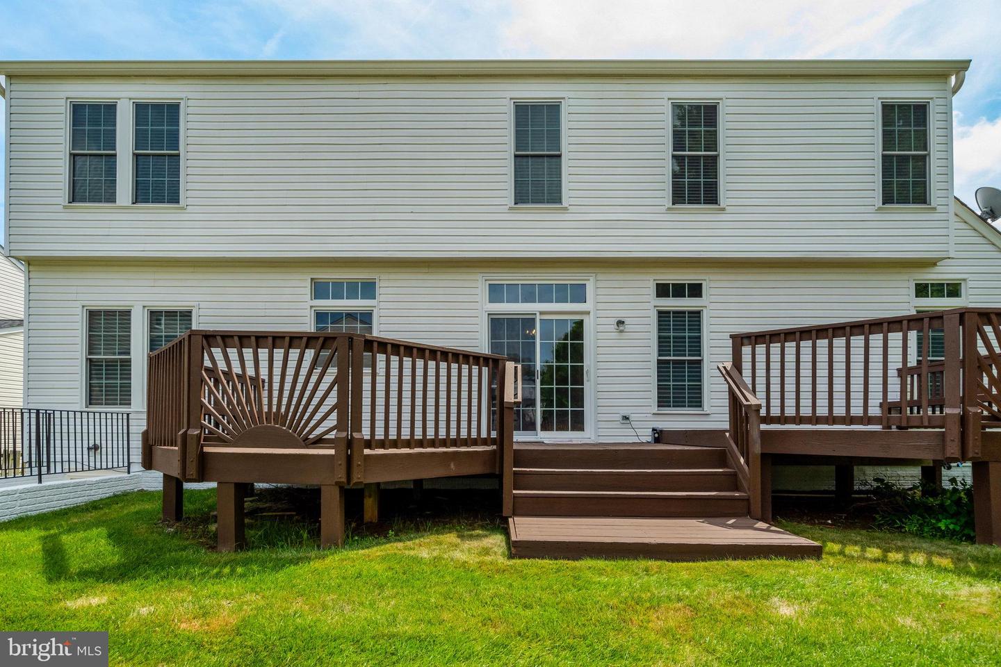 21625 LIVERPOOL ST, ASHBURN, Virginia 20147, 4 Bedrooms Bedrooms, ,3 BathroomsBathrooms,Residential,For sale,21625 LIVERPOOL ST,VALO2101428 MLS # VALO2101428