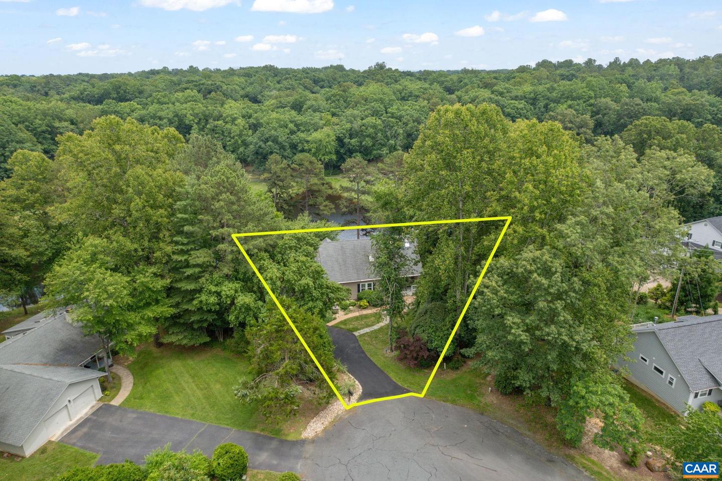 2 OAK GROVE, PALMYRA, Virginia 22963, 4 Bedrooms Bedrooms, ,4 BathroomsBathrooms,Residential,For sale,2 OAK GROVE,666476 MLS # 666476