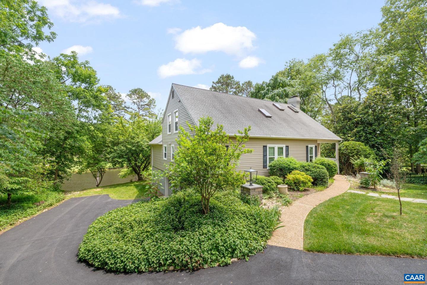 2 OAK GROVE, PALMYRA, Virginia 22963, 4 Bedrooms Bedrooms, ,4 BathroomsBathrooms,Residential,For sale,2 OAK GROVE,666476 MLS # 666476