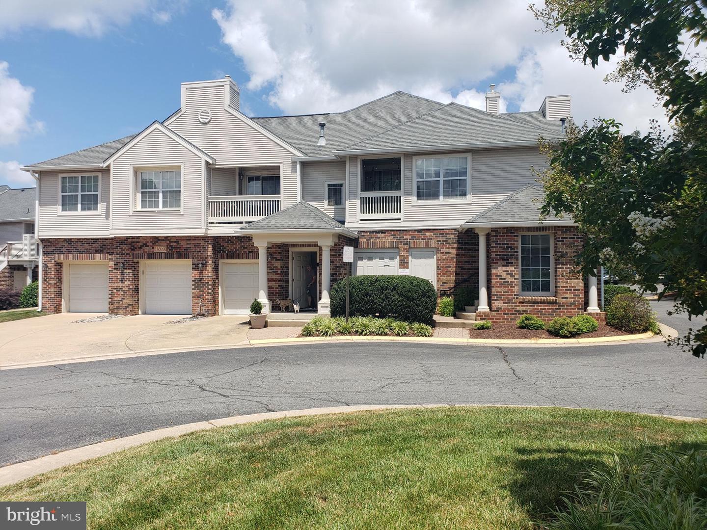 45070 BRAE TER #202, ASHBURN, Virginia 20147, 2 Bedrooms Bedrooms, ,2 BathroomsBathrooms,Residential,For sale,45070 BRAE TER #202,VALO2101454 MLS # VALO2101454