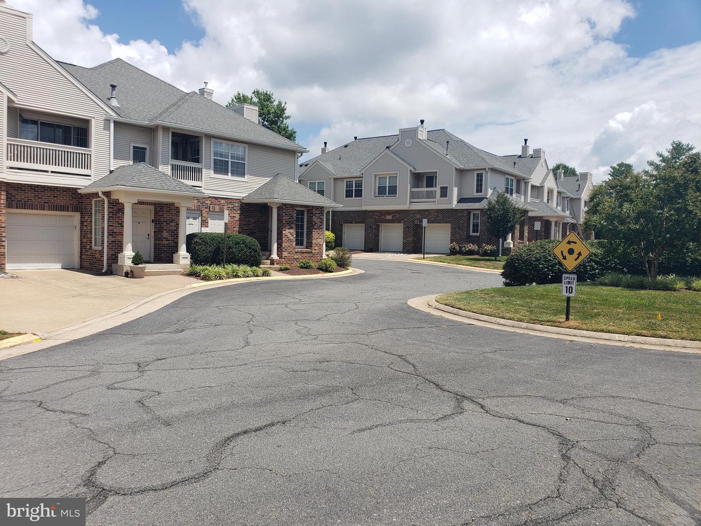 45070 BRAE TER #202, ASHBURN, Virginia 20147, 2 Bedrooms Bedrooms, ,2 BathroomsBathrooms,Residential,For sale,45070 BRAE TER #202,VALO2101454 MLS # VALO2101454