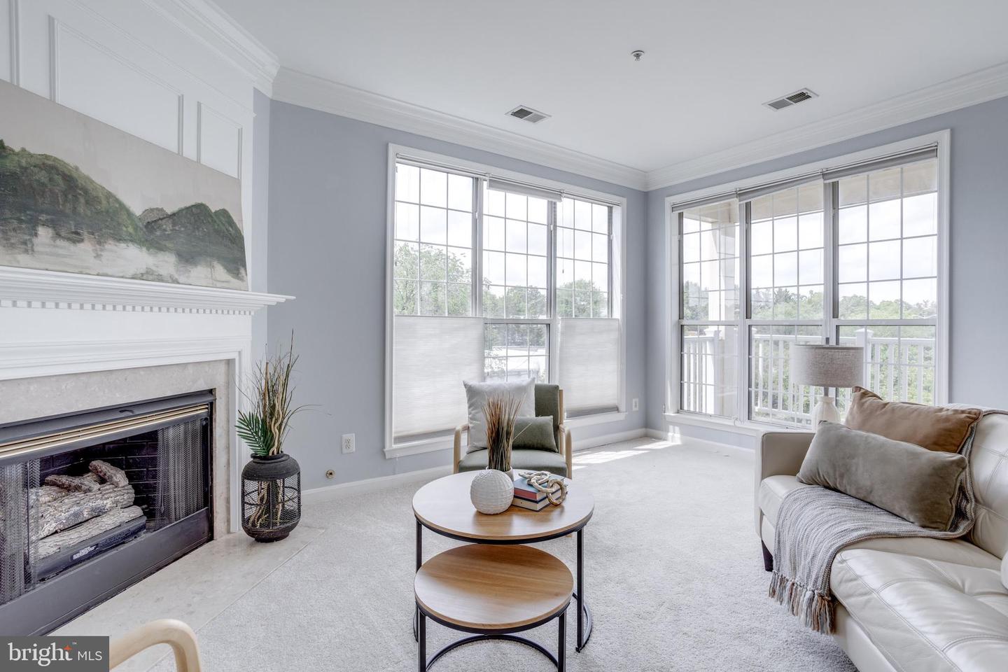 1735 KINGSGATE CT #302, ALEXANDRIA, Virginia 22302, 2 Bedrooms Bedrooms, ,2 BathroomsBathrooms,Residential,For sale,1735 KINGSGATE CT #302,VAAX2047316 MLS # VAAX2047316
