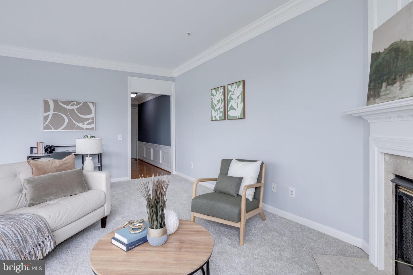 1735 KINGSGATE CT #302, ALEXANDRIA, Virginia 22302, 2 Bedrooms Bedrooms, ,2 BathroomsBathrooms,Residential,For sale,1735 KINGSGATE CT #302,VAAX2047316 MLS # VAAX2047316