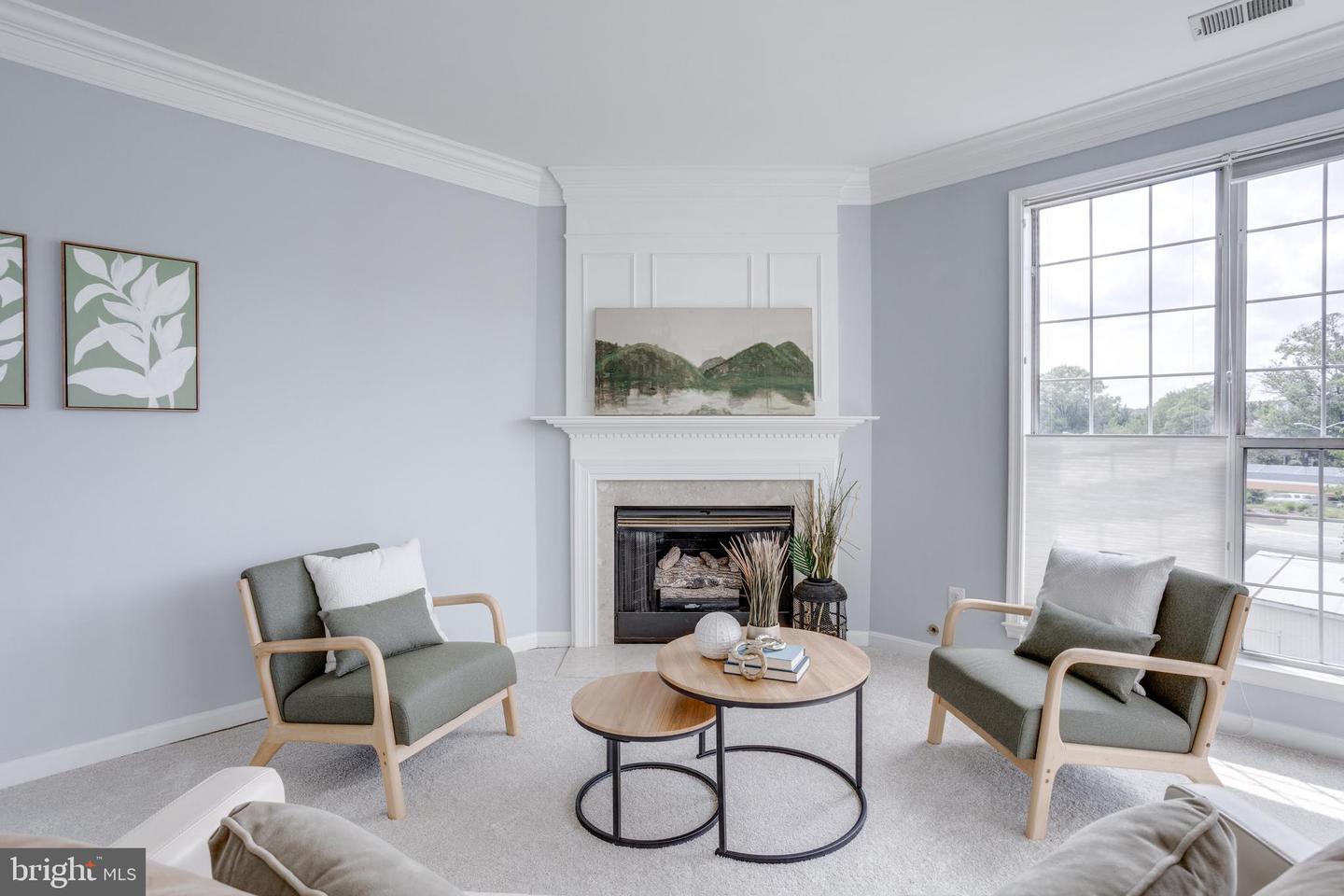 1735 KINGSGATE CT #302, ALEXANDRIA, Virginia 22302, 2 Bedrooms Bedrooms, ,2 BathroomsBathrooms,Residential,For sale,1735 KINGSGATE CT #302,VAAX2047316 MLS # VAAX2047316