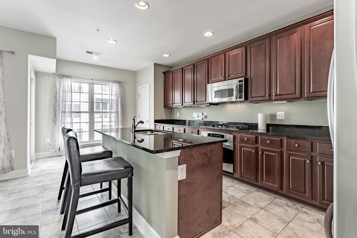 2225 OBERLIN DR #334A, WOODBRIDGE, Virginia 22191, 3 Bedrooms Bedrooms, ,2 BathroomsBathrooms,Residential,For sale,2225 OBERLIN DR #334A,VAPW2098836 MLS # VAPW2098836