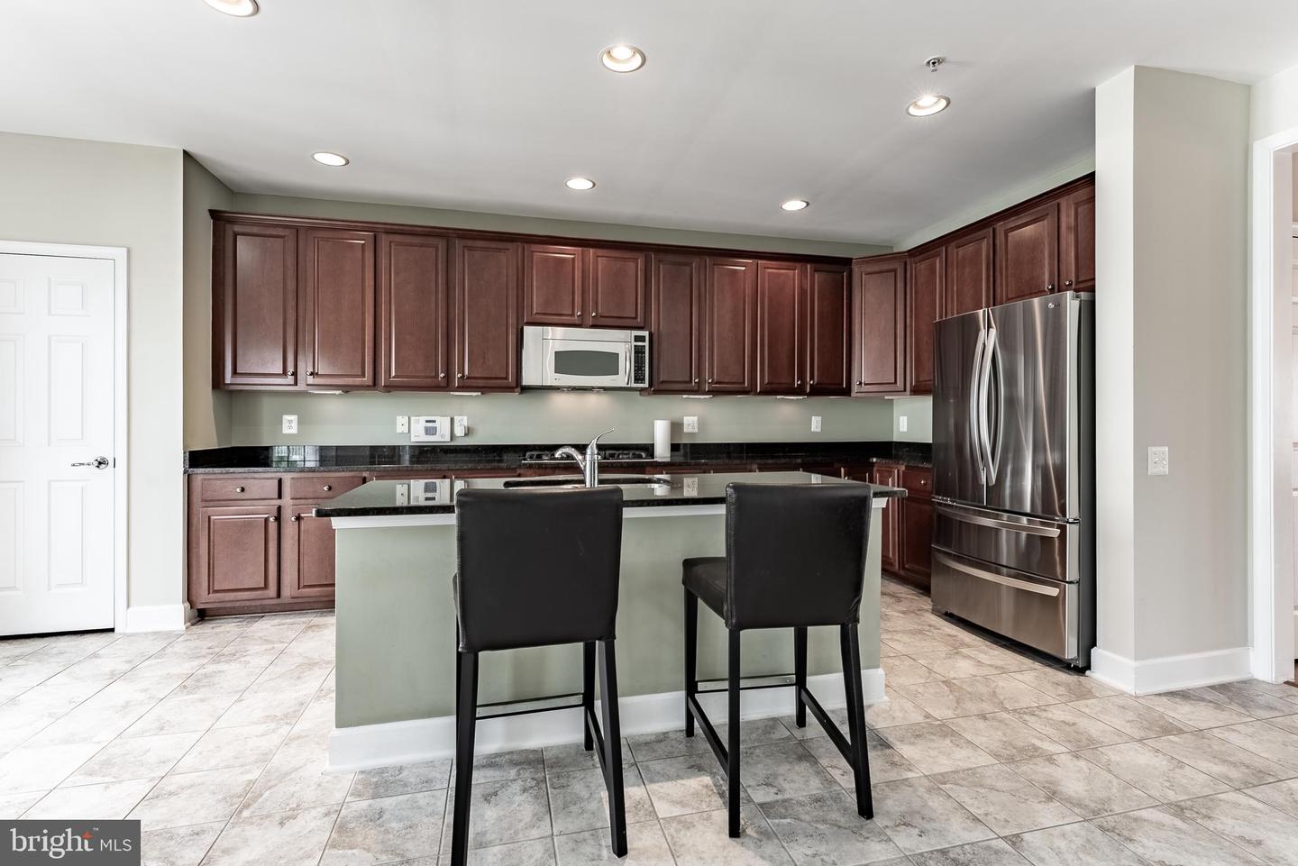 2225 OBERLIN DR #334A, WOODBRIDGE, Virginia 22191, 3 Bedrooms Bedrooms, ,2 BathroomsBathrooms,Residential,For sale,2225 OBERLIN DR #334A,VAPW2098836 MLS # VAPW2098836