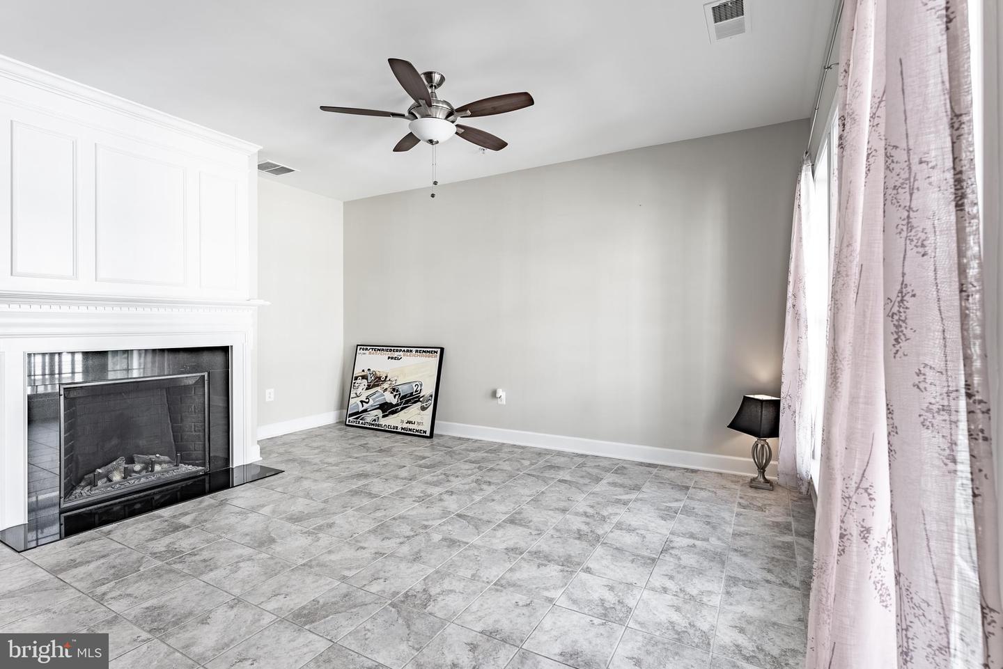 2225 OBERLIN DR #334A, WOODBRIDGE, Virginia 22191, 3 Bedrooms Bedrooms, ,2 BathroomsBathrooms,Residential,For sale,2225 OBERLIN DR #334A,VAPW2098836 MLS # VAPW2098836