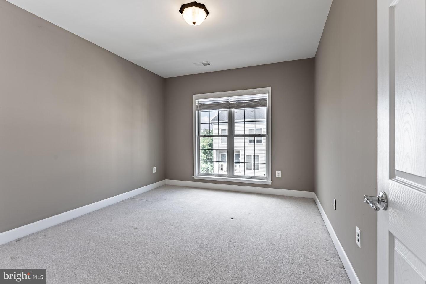 2225 OBERLIN DR #334A, WOODBRIDGE, Virginia 22191, 3 Bedrooms Bedrooms, ,2 BathroomsBathrooms,Residential,For sale,2225 OBERLIN DR #334A,VAPW2098836 MLS # VAPW2098836