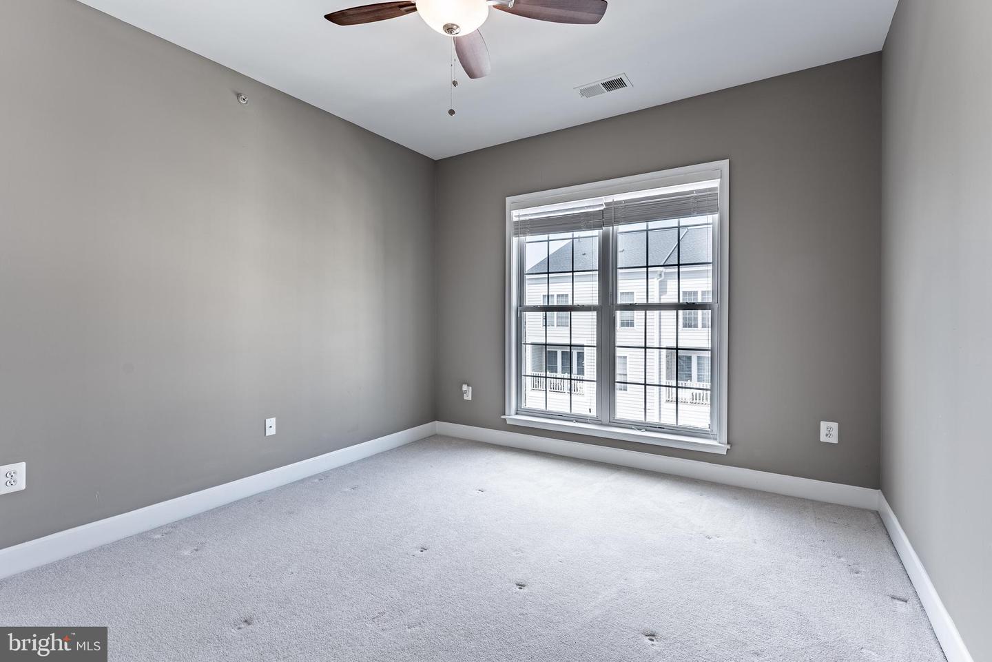 2225 OBERLIN DR #334A, WOODBRIDGE, Virginia 22191, 3 Bedrooms Bedrooms, ,2 BathroomsBathrooms,Residential,For sale,2225 OBERLIN DR #334A,VAPW2098836 MLS # VAPW2098836