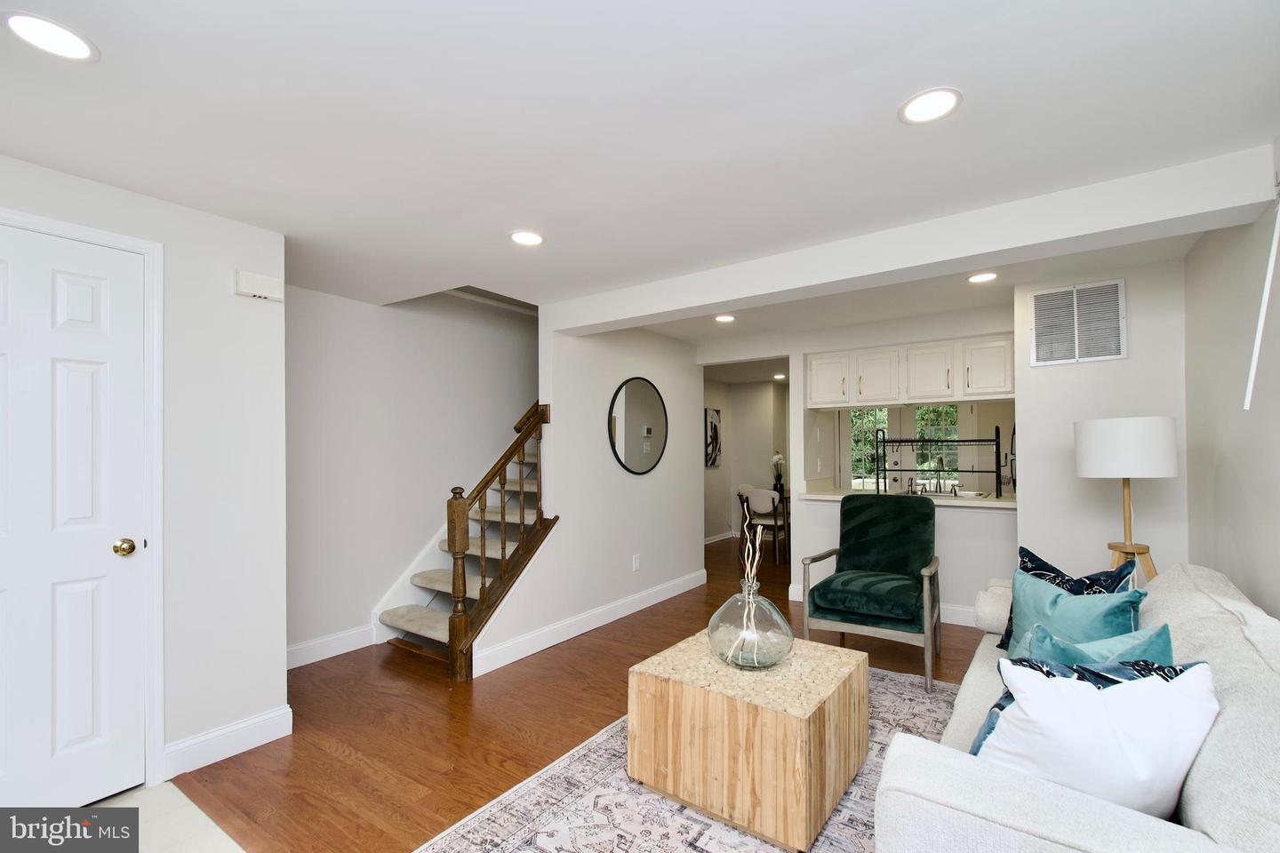 11900 FIELDTHORN CT, RESTON, Virginia 20194, 2 Bedrooms Bedrooms, ,2 BathroomsBathrooms,Residential,For sale,11900 FIELDTHORN CT,VAFX2253822 MLS # VAFX2253822
