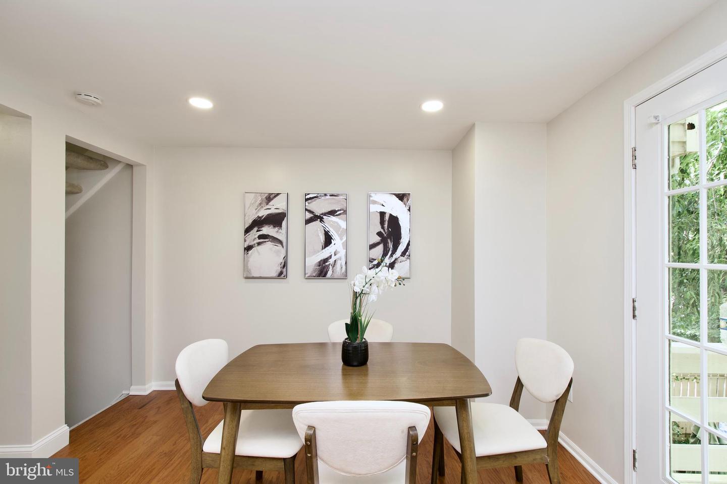 11900 FIELDTHORN CT, RESTON, Virginia 20194, 2 Bedrooms Bedrooms, ,2 BathroomsBathrooms,Residential,For sale,11900 FIELDTHORN CT,VAFX2253822 MLS # VAFX2253822