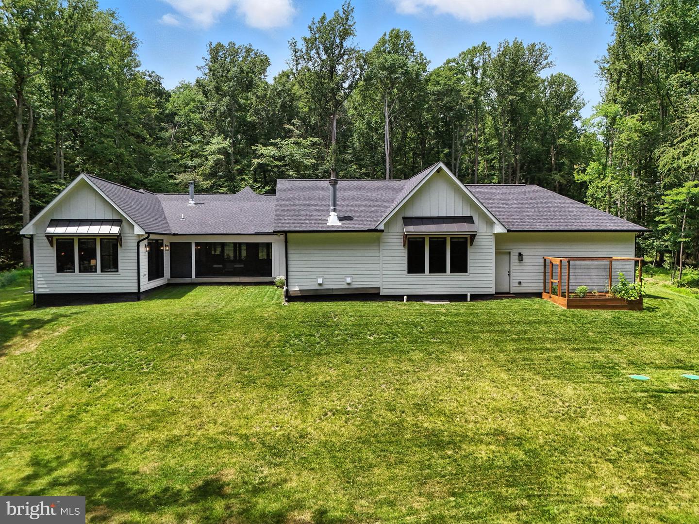 41737 DALEVIEW LN, LEESBURG, Virginia 20176, 4 Bedrooms Bedrooms, ,3 BathroomsBathrooms,Residential,For sale,41737 DALEVIEW LN,VALO2101410 MLS # VALO2101410