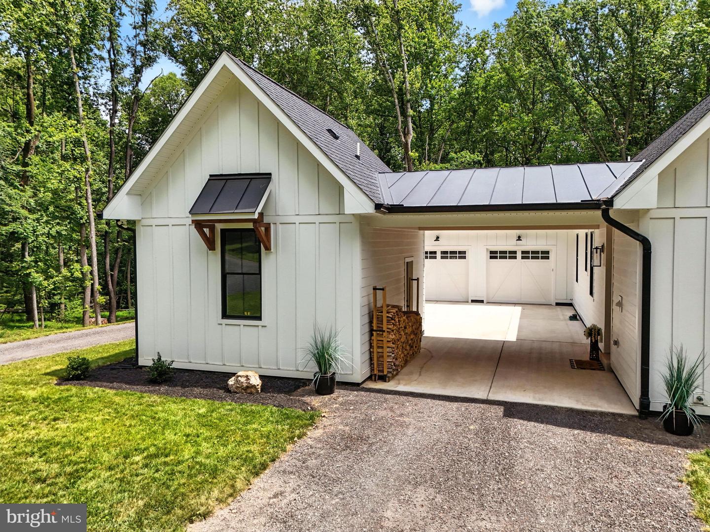 41737 DALEVIEW LN, LEESBURG, Virginia 20176, 4 Bedrooms Bedrooms, ,3 BathroomsBathrooms,Residential,For sale,41737 DALEVIEW LN,VALO2101410 MLS # VALO2101410