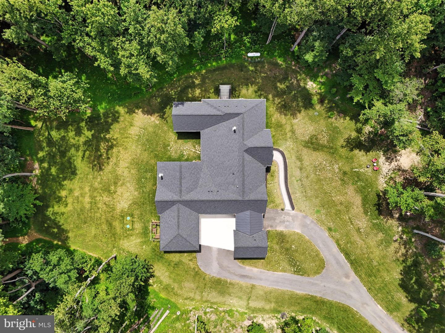 41737 DALEVIEW LN, LEESBURG, Virginia 20176, 4 Bedrooms Bedrooms, ,3 BathroomsBathrooms,Residential,For sale,41737 DALEVIEW LN,VALO2101410 MLS # VALO2101410