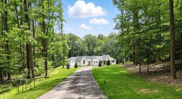 41737 DALEVIEW LN, LEESBURG, Virginia 20176, 4 Bedrooms Bedrooms, ,3 BathroomsBathrooms,Residential,For sale,41737 DALEVIEW LN,VALO2101410 MLS # VALO2101410